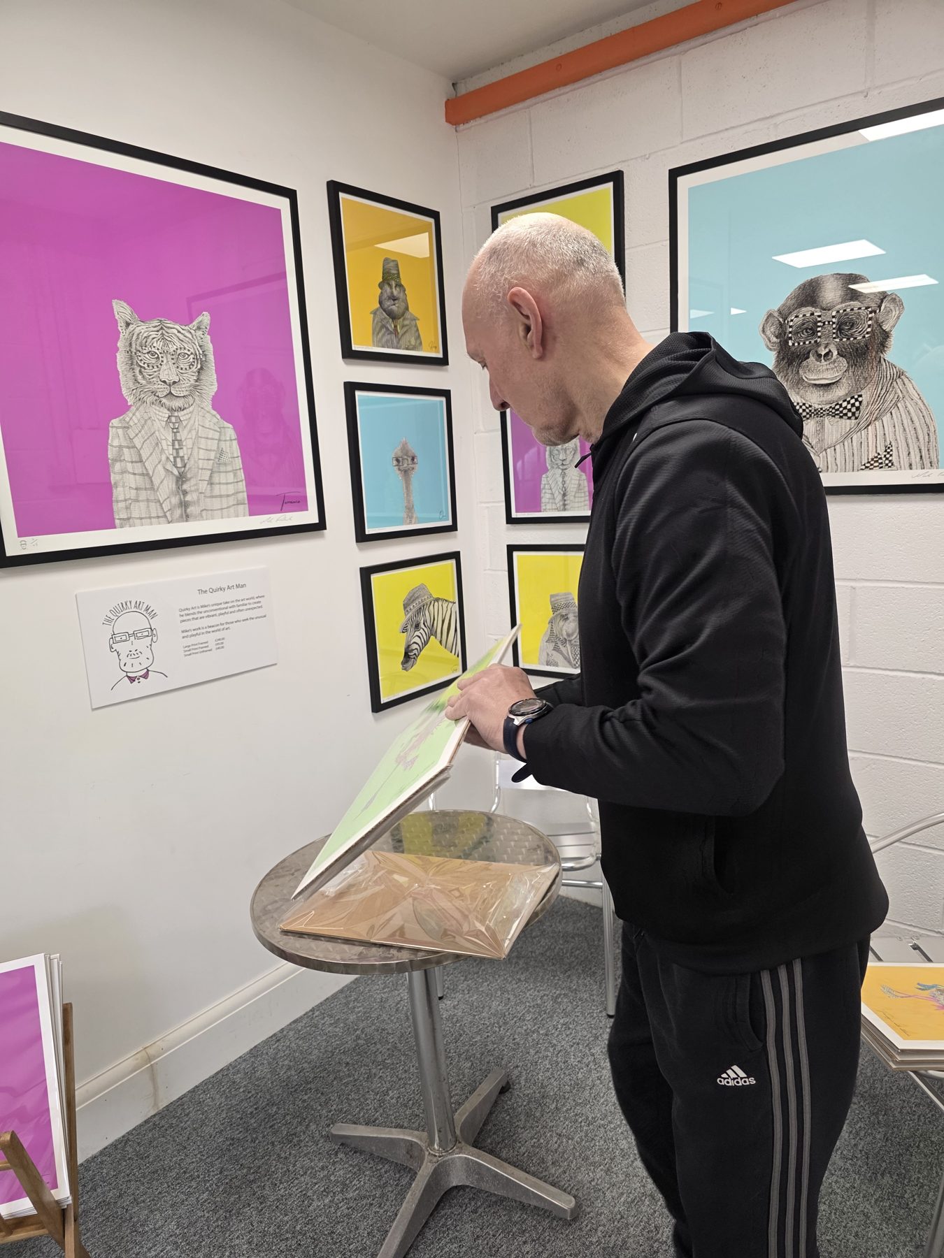 Mike Roberts, The Quirky Art Man, in his Timperley garden studio and at art fairs — photo 2